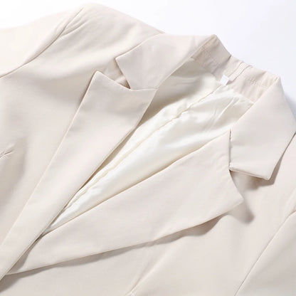 Schicker Damen-Anzug