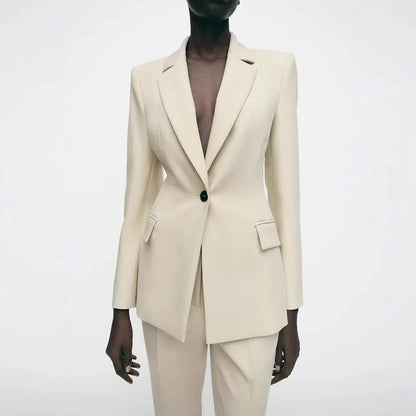 Schicker Damen-Anzug