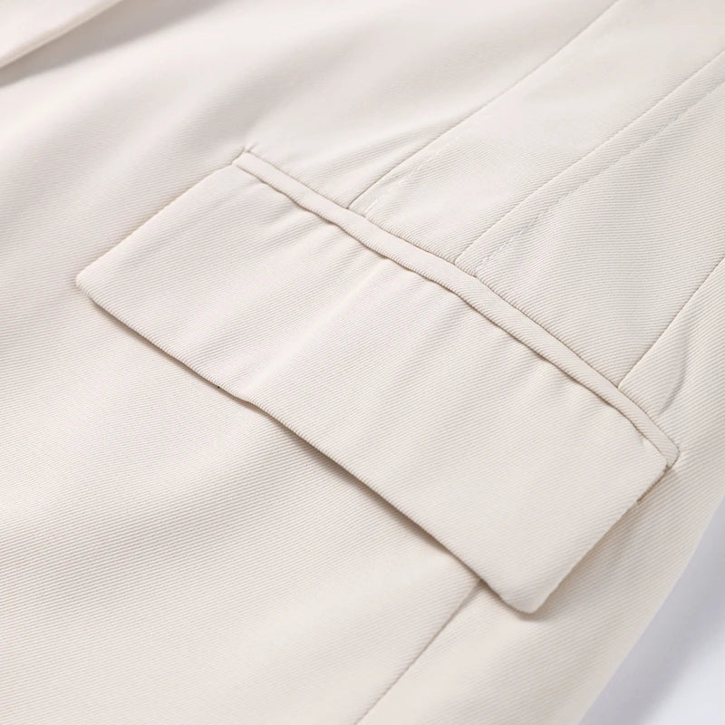 Schicker Damen-Anzug